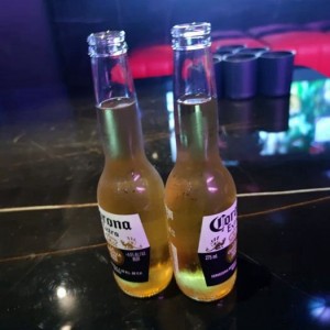 招聘文案图片文字（创意招聘海报文字设计）