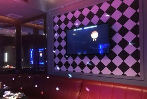 杭州萧山区河上镇附近夜场招聘女招待,有学历要求吗？