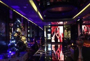 招聘视频伤感文案短句（招聘视频温情旁白短语）