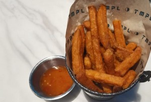 杭州富阳区上官乡附近夜总会招聘包厢气氛租,还有哪些职位