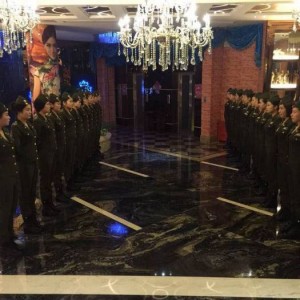 美发店收银前台招聘文案（招募！美发沙龙收银接待精英）