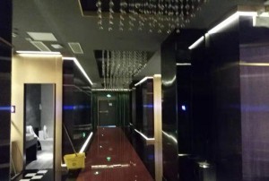 杭州有小费拿的夜总会ktv招聘酒水销售员,工作时间和排班制度是怎样的？