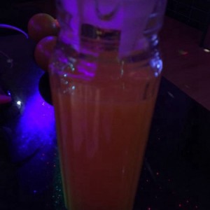 杭州中档夜总会ktv招聘包厢管家,是上白班还是上夜班